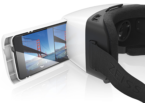 ZEISS VR ONE Tray mit Smartphone Einfach das Smartphone in die Schublade legen und diese dann in die ZEISS VR ONE Brille stecken.