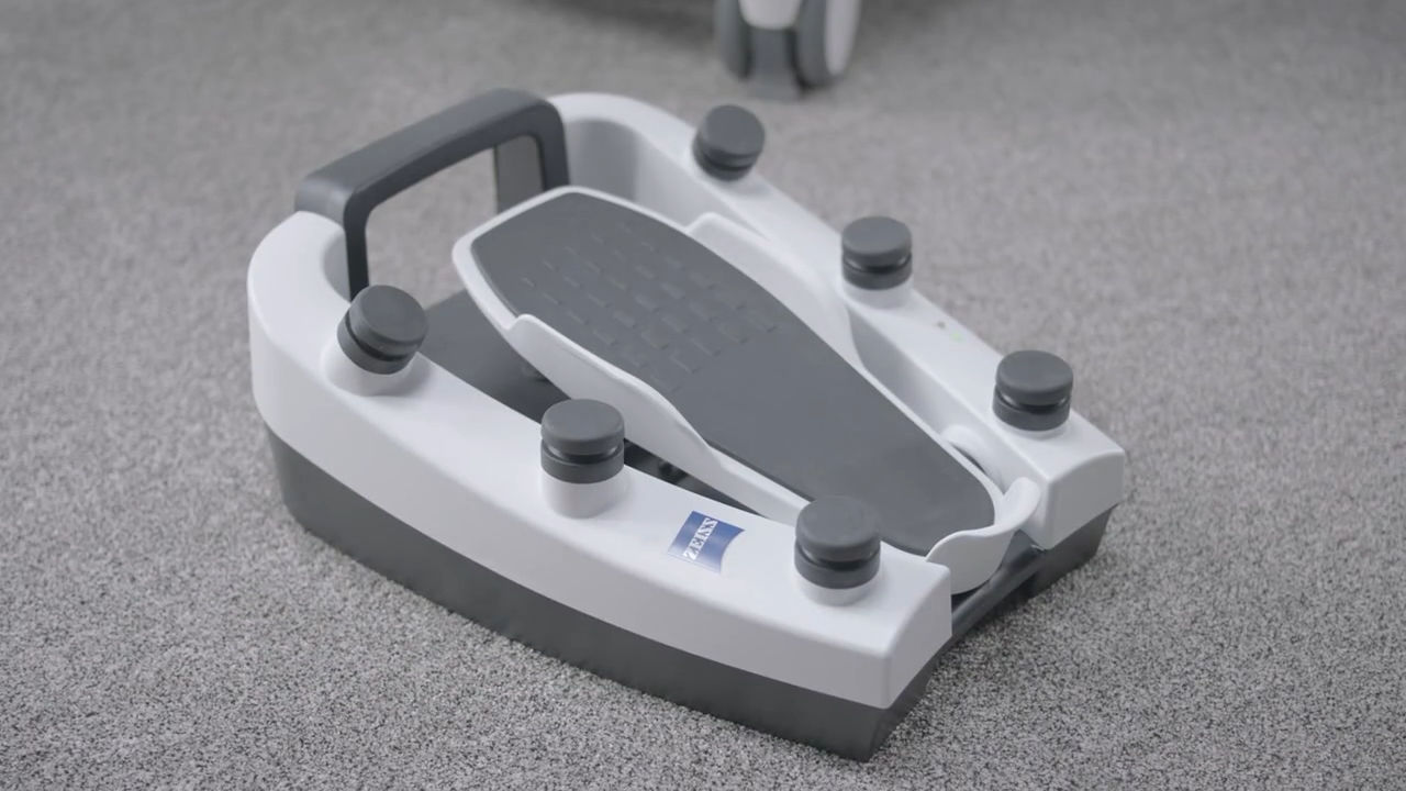 ZEISS QUATERA 700 + Control foot pedal