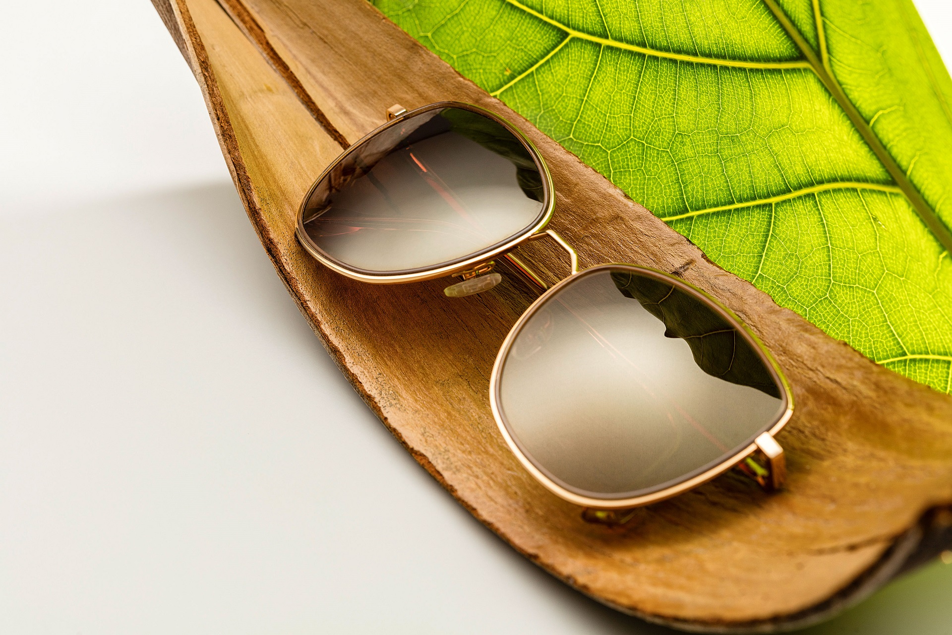 Kering Eyewear and ZEISS Sunlens reach next milestone